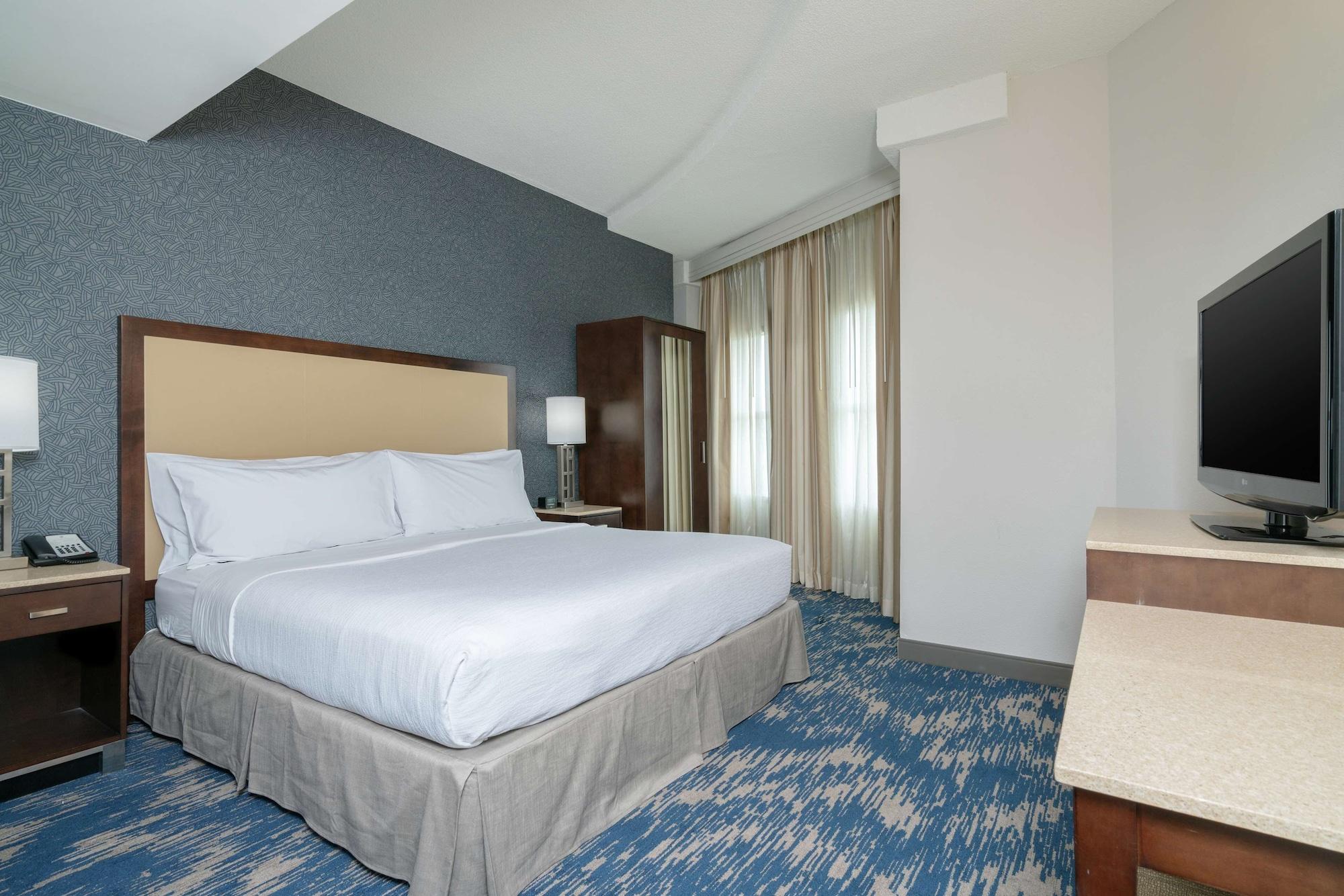 Embassy Suites By Hilton Alexandria Old Town Eksteriør billede